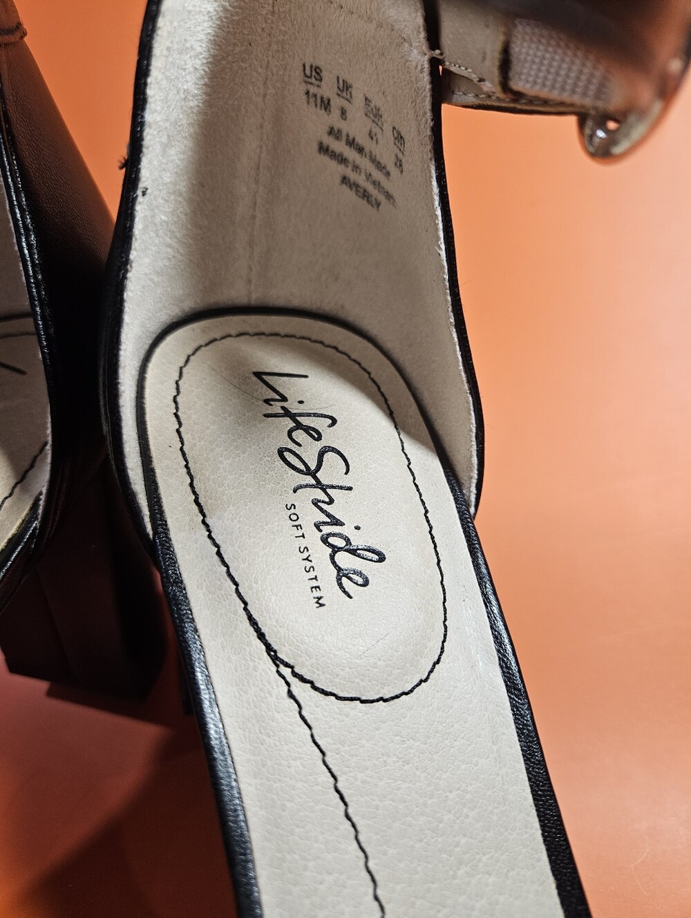 Lifestride Averly Black Block Heeled Sandal. NWOT. size 11 Womens (Bin20) - Picture 4 of 8